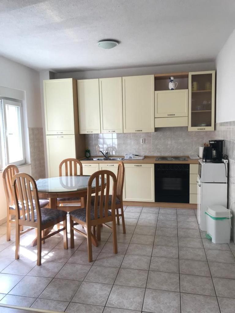 Apartment Sano Ποντστράνα Εξωτερικό φωτογραφία